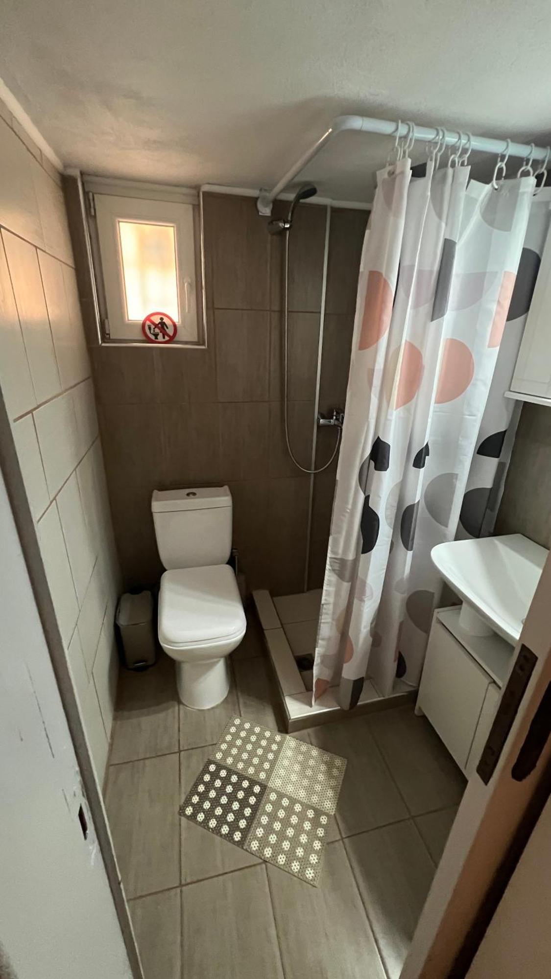 Artemis Central Home Buitenkant foto